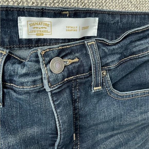 Levis Signature Midrise Bootcut Jeans Dark Indigo W26 - Picture 2 of 14